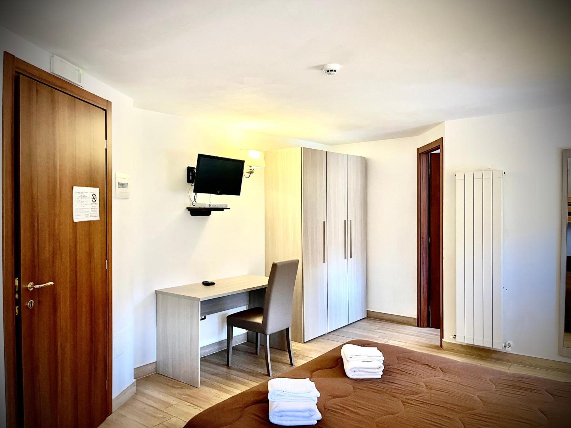 Hotel Pinguino Pescasseroli Exteriör bild